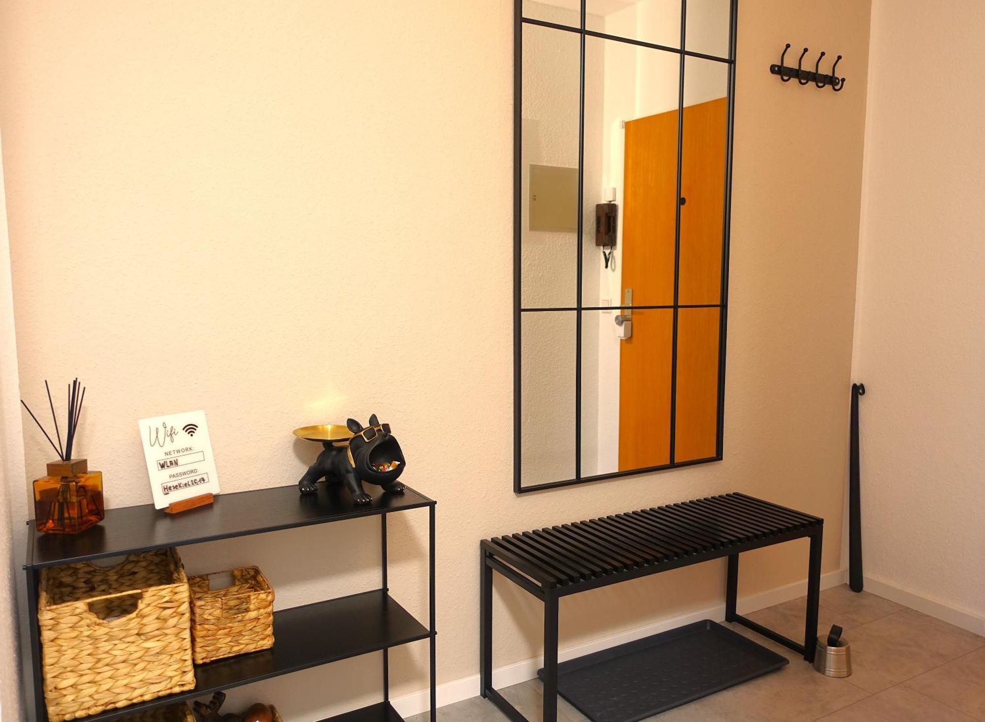 Getaway Apartment - Balkon - Kueche - Ruhe - Waesche - S-Bahn - 60 Qm ดุยส์บูร์ก ภายนอก รูปภาพ